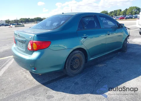 2010 Toyota Corolla Le/S/Xle z USA, uszkodzony, nr VIN 1NXBU4EE8AZ2M2193